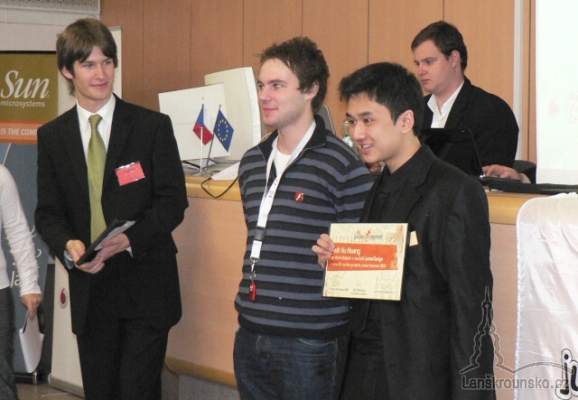 06-vyhlaseni junior designu.jpg